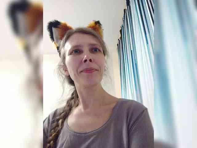 -Queen-Margo- webcam