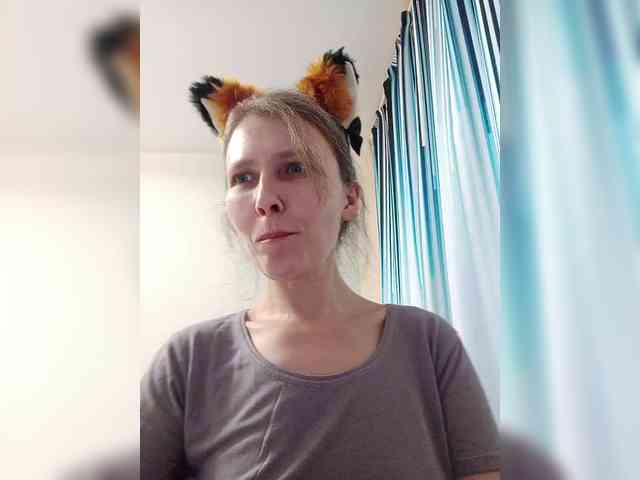 -Queen-Margo- webcam