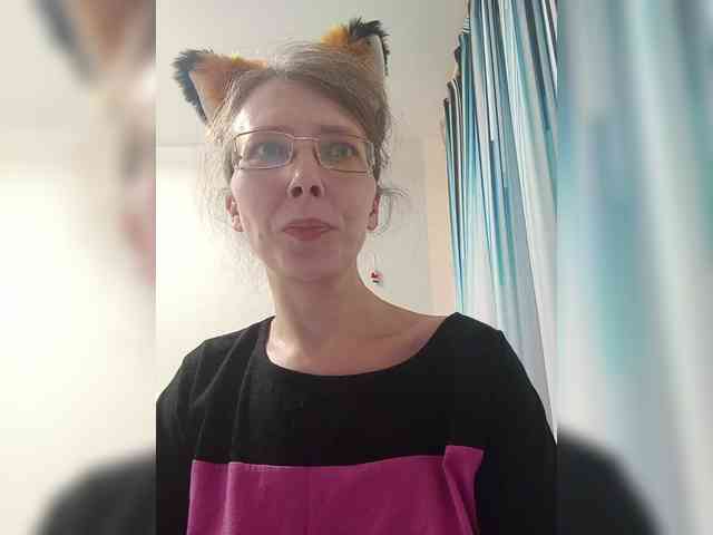 -Queen-Margo- webcam