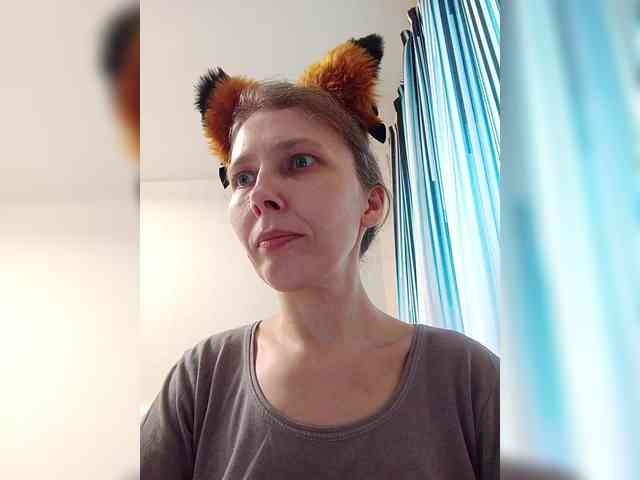 -Queen-Margo- webcam