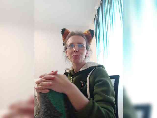 -Queen-Margo- webcam