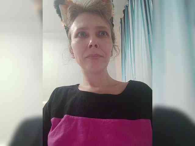 -Queen-Margo- webcam