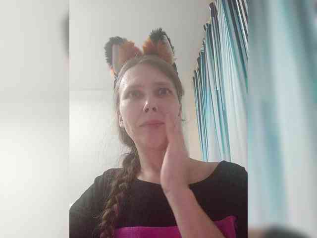 -Queen-Margo- webcam