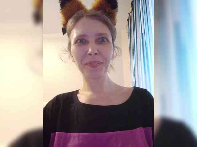 -Queen-Margo- webcam