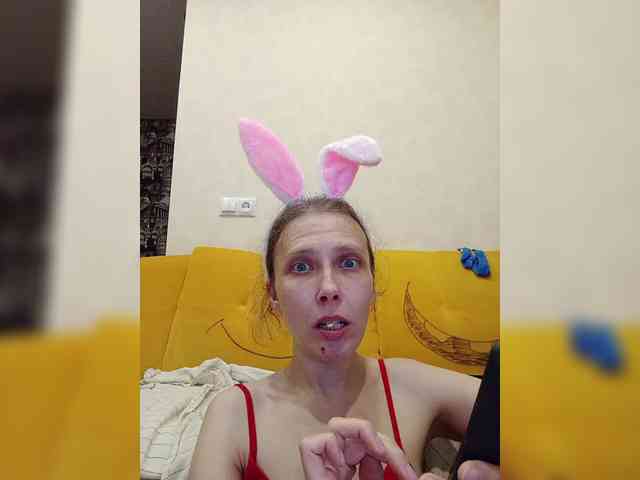 -Queen-Margo- webcam