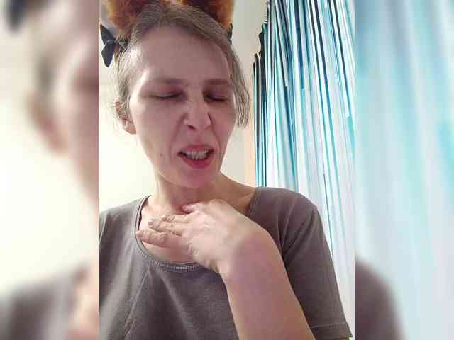 -Queen-Margo- webcam