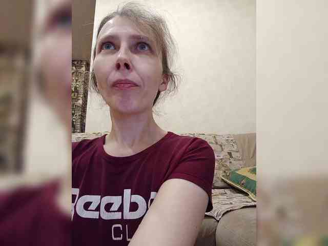 -Queen-Margo- webcam