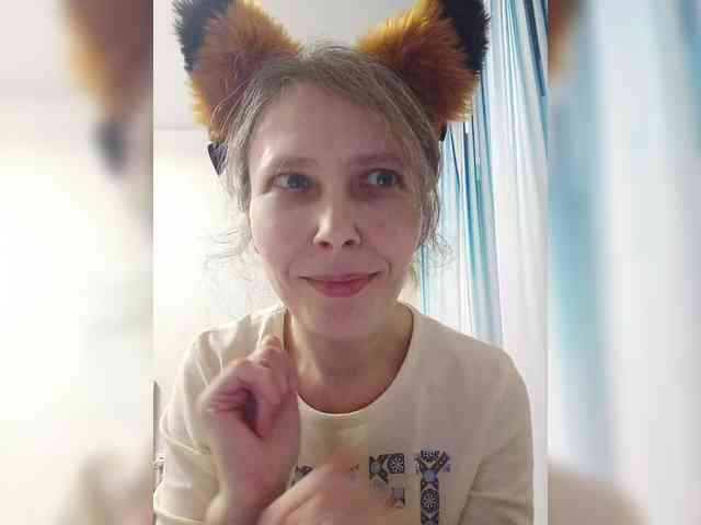 -Queen-Margo- webcam