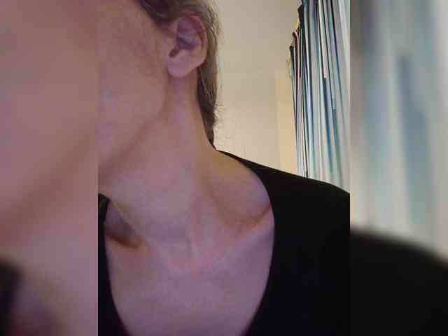 -Queen-Margo- webcam