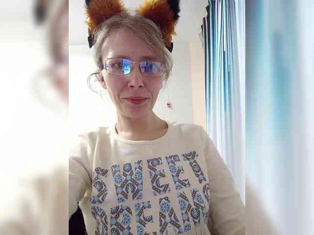 -Queen-Margo- webcam