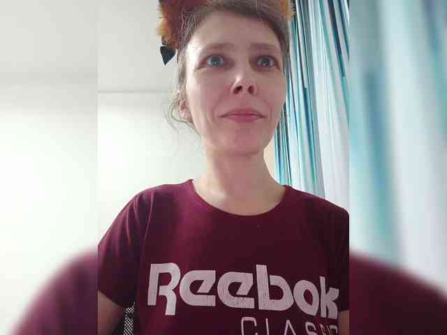 -Queen-Margo- webcam