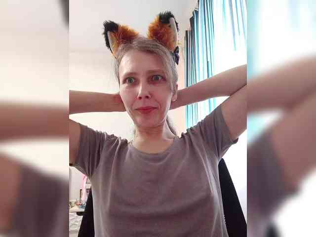 -Queen-Margo- webcam