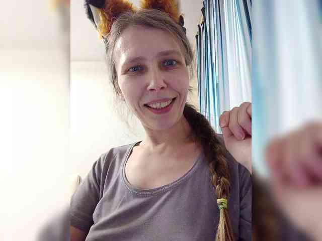 -Queen-Margo- webcam