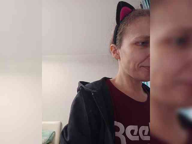 -Queen-Margo- webcam