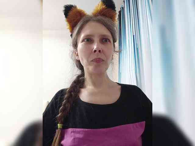 -Queen-Margo- webcam