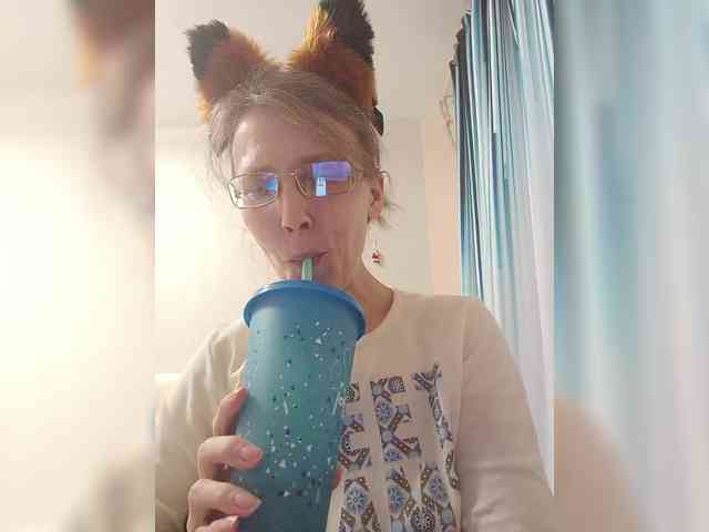 -Queen-Margo- webcam