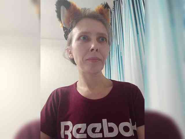 -Queen-Margo- webcam