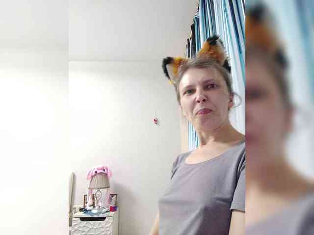 -Queen-Margo- webcam