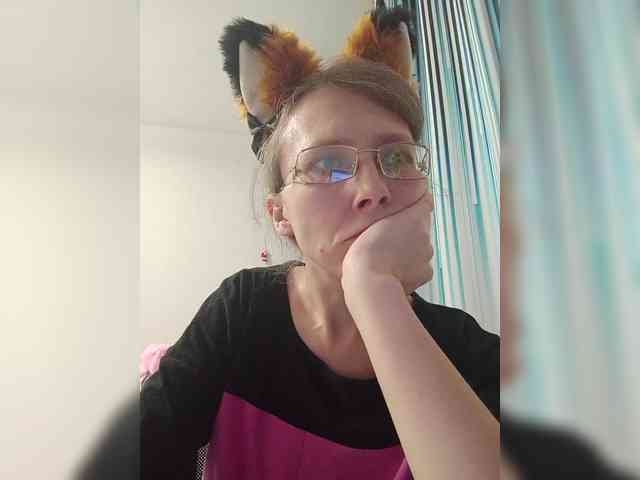 -Queen-Margo- webcam