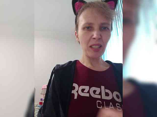 -Queen-Margo- webcam
