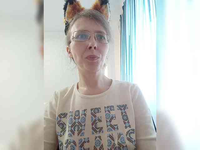 -Queen-Margo- webcam