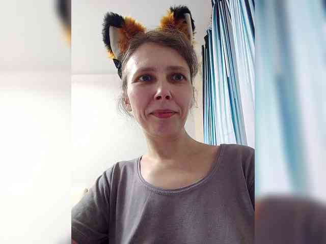 -Queen-Margo- webcam