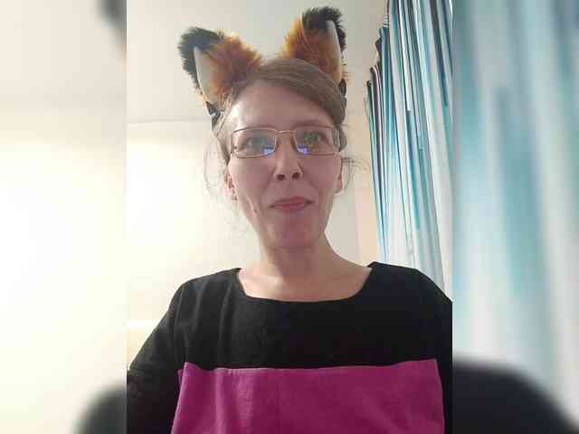 -Queen-Margo- webcam