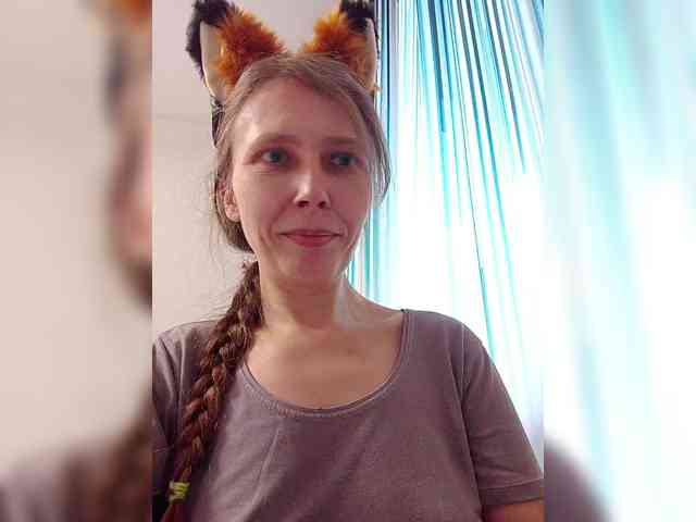 -Queen-Margo- webcam