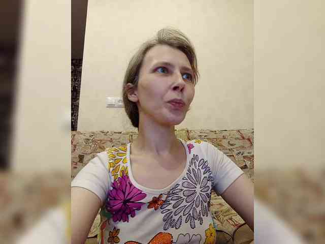 -Queen-Margo- webcam