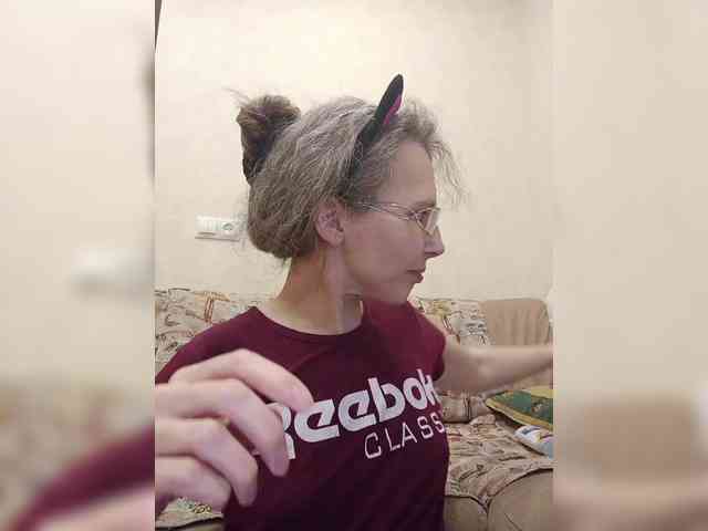 -Queen-Margo- webcam