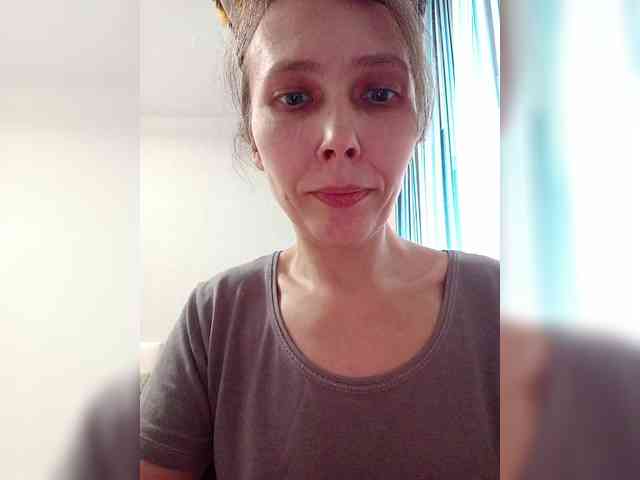 -Queen-Margo- webcam