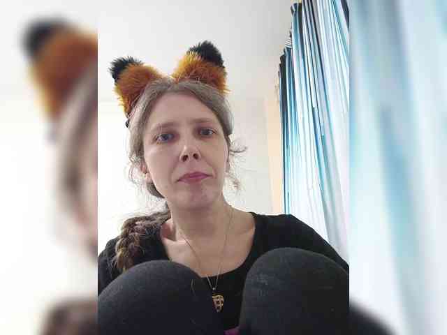 -Queen-Margo- webcam