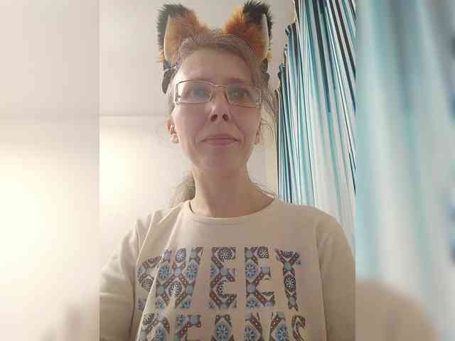 -Queen-Margo- webcam