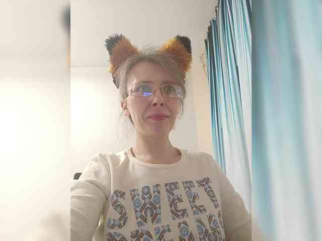 -Queen-Margo- webcam