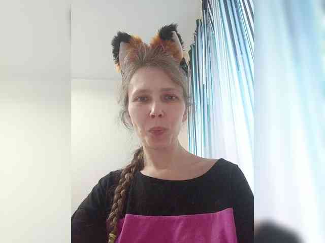 -Queen-Margo- webcam