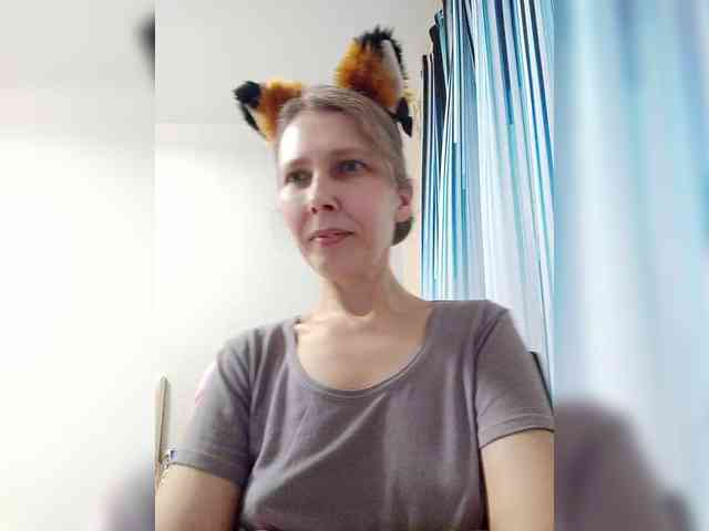 -Queen-Margo- webcam