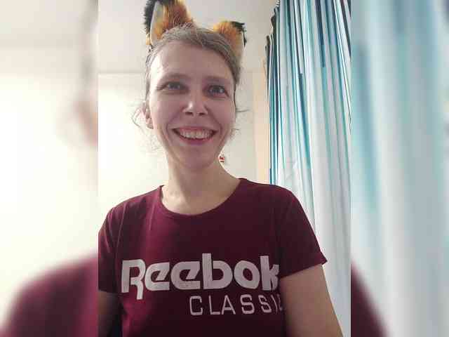 -Queen-Margo- webcam