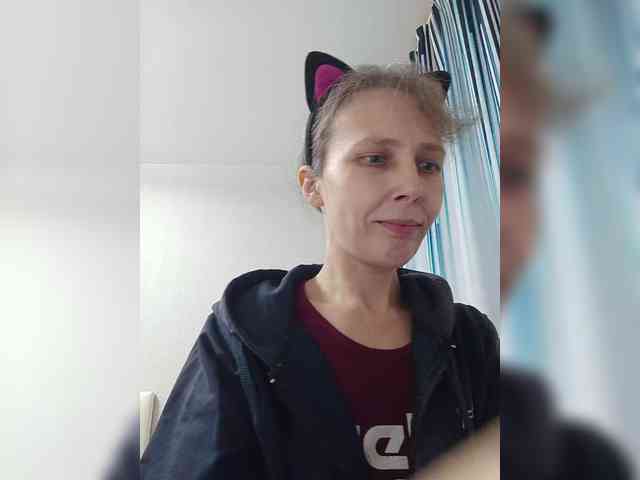 -Queen-Margo- webcam