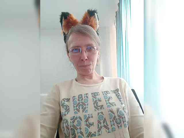 -Queen-Margo- webcam