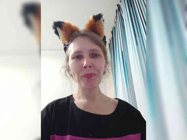 -Queen-Margo- webcam