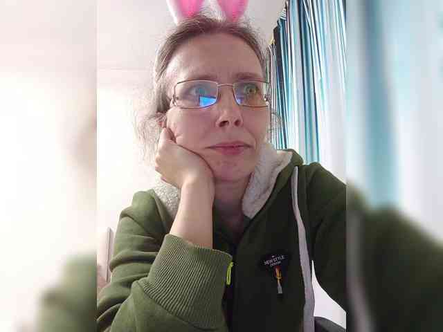 -Queen-Margo- webcam