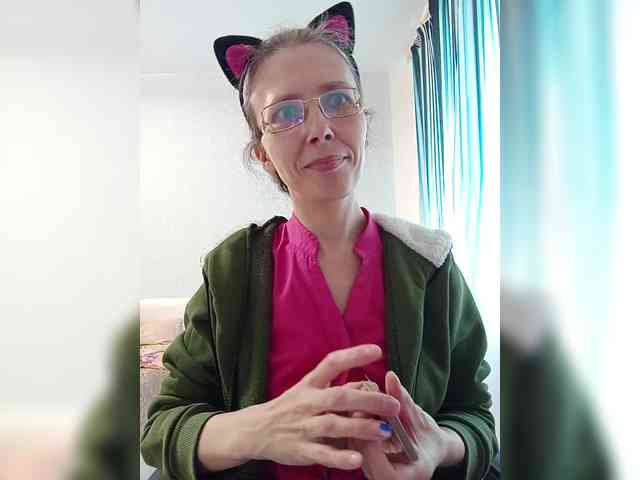 -Queen-Margo- webcam