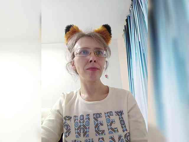 -Queen-Margo- webcam