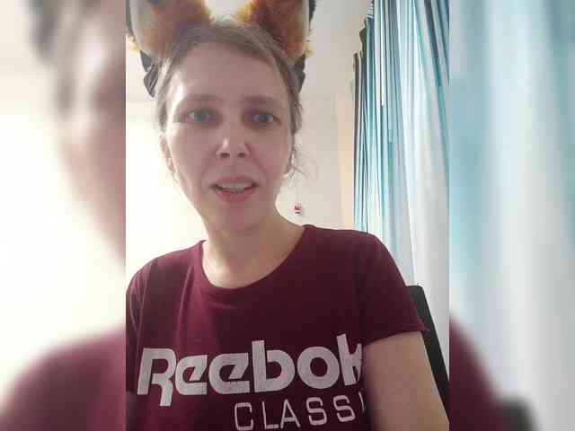 -Queen-Margo- webcam