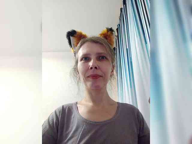 -Queen-Margo- webcam