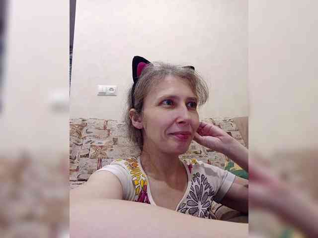 -queen-margo- Live Webcam on BongaCams