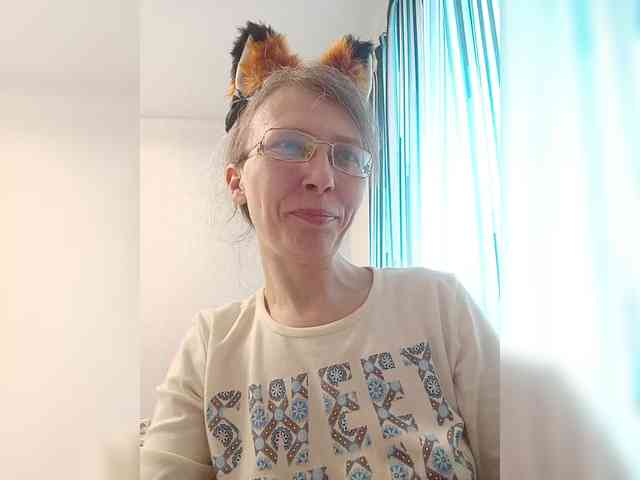 -Queen-Margo- webcam