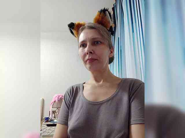 -Queen-Margo- webcam