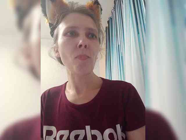 -Queen-Margo- webcam