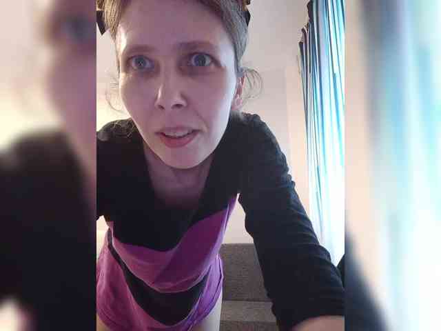 -Queen-Margo- webcam